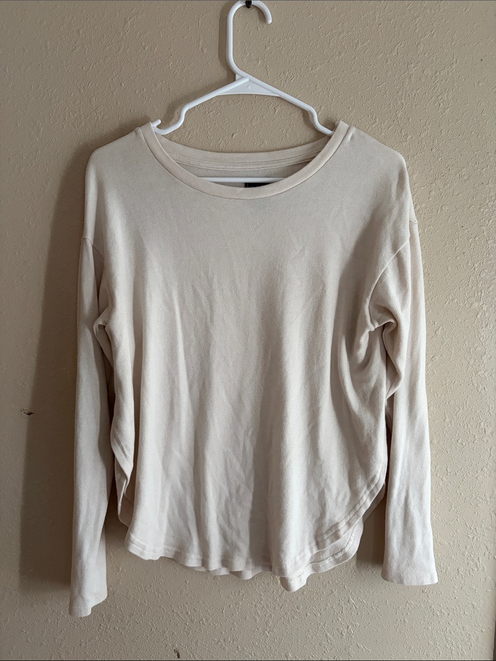 GAP Women's Long Sleeve Crewneck Top - Off-White